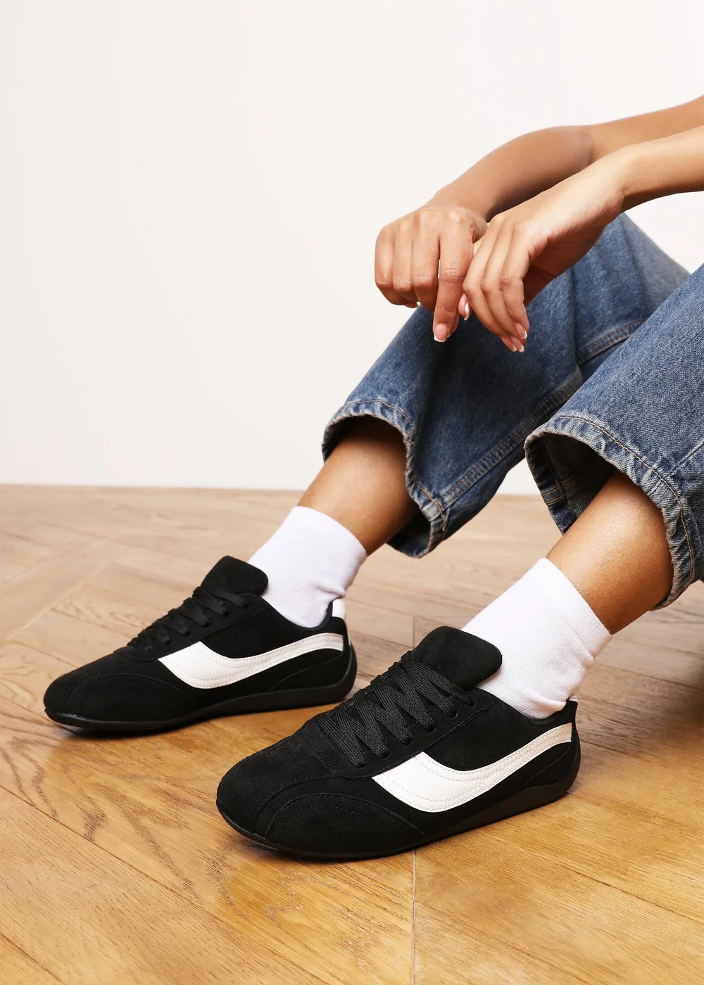 Where's That From Ulani Black Low-Top Lace-up Trainer - 7 Image 2