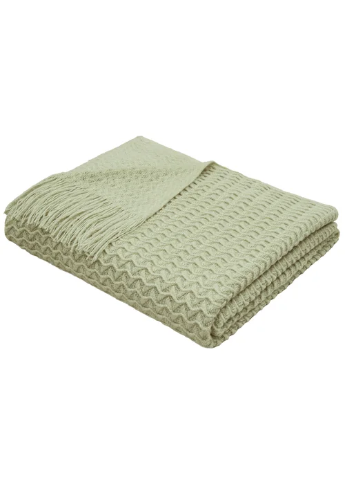 Appletree Textured Knit Heavyweight Green Throw - 130 x 180cm Image 2