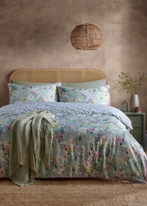 Appletree Abstract Floral Reversible Green Duvet Cover Set - Double Image 5