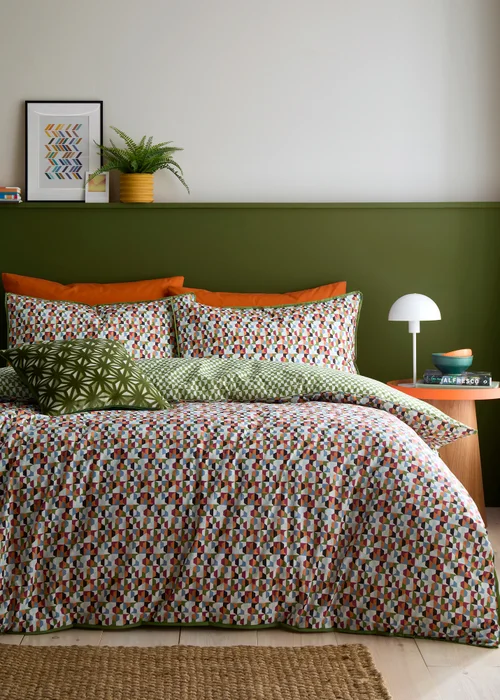 Appletree Star Geo Reversible Natural Duvet Cover Set - Single Image 4