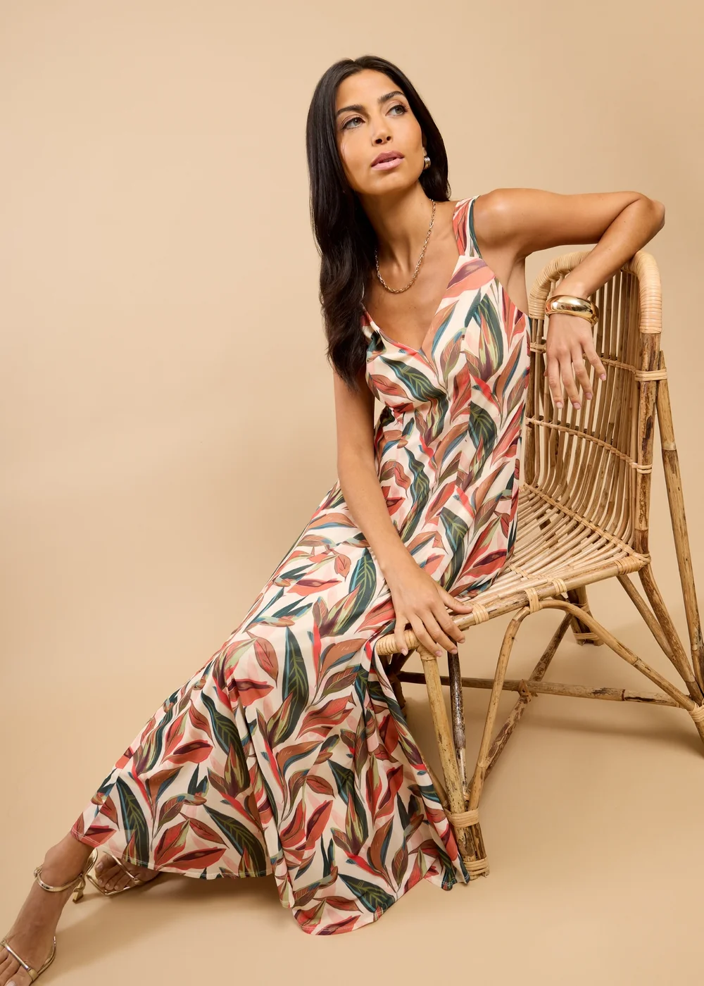 Little Mistress Leaf Print Maxi Dress Vicky Pattison EDIT - 8 Image 4