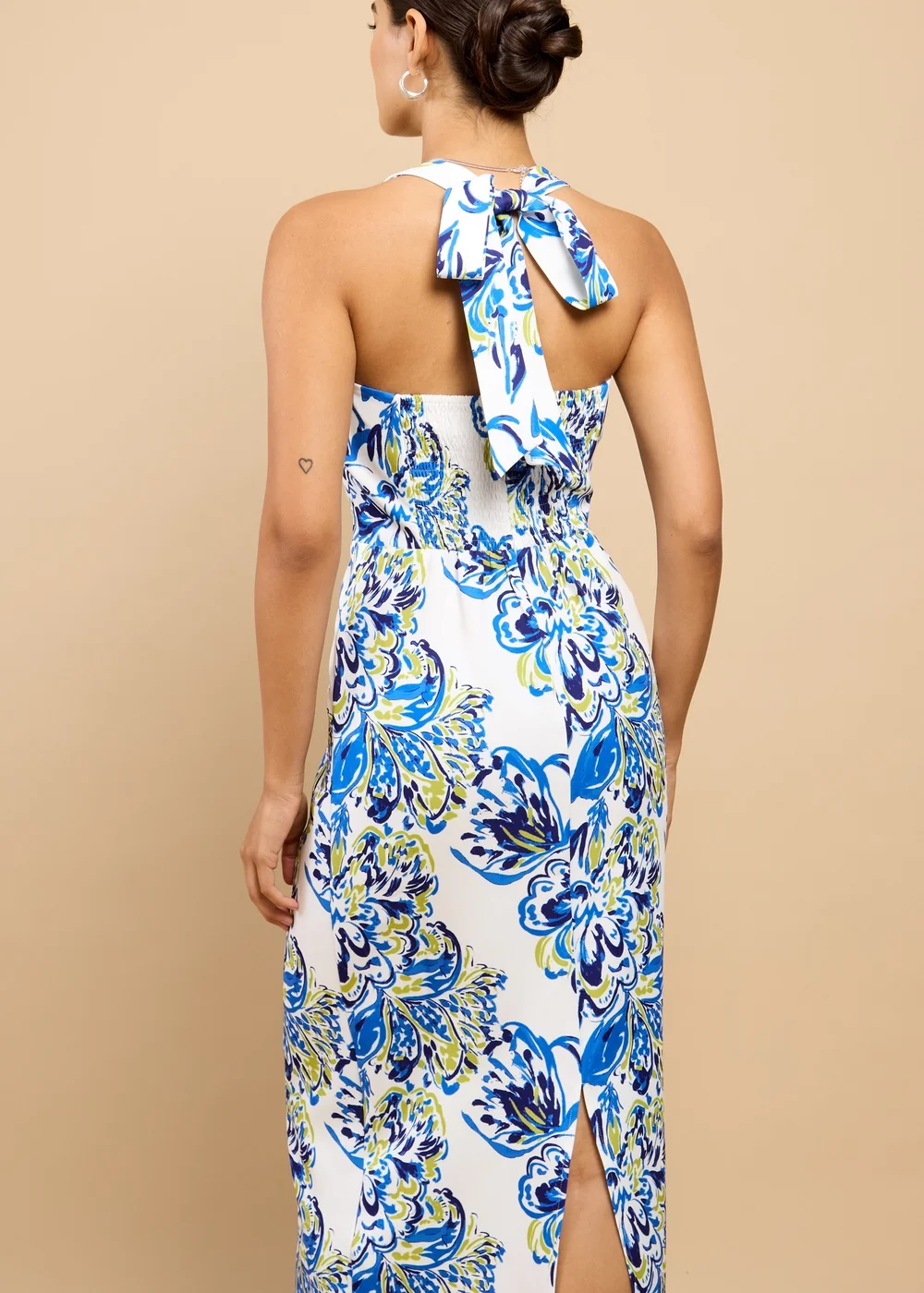 Little Mistress Blue Floral Print Halterneck Midaxi Dress - 16 Image 2