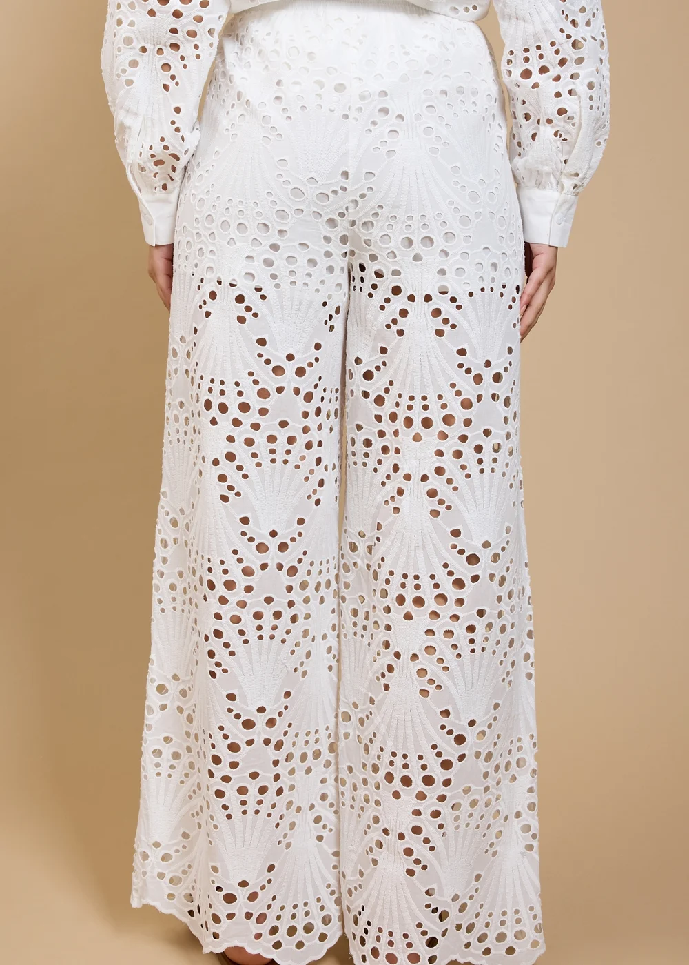 Little Mistress White Broderie Trousers - M Image 2
