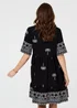 Izabel London Black Border Print 1/2 Sleeve Short Dress - 16 Image 2