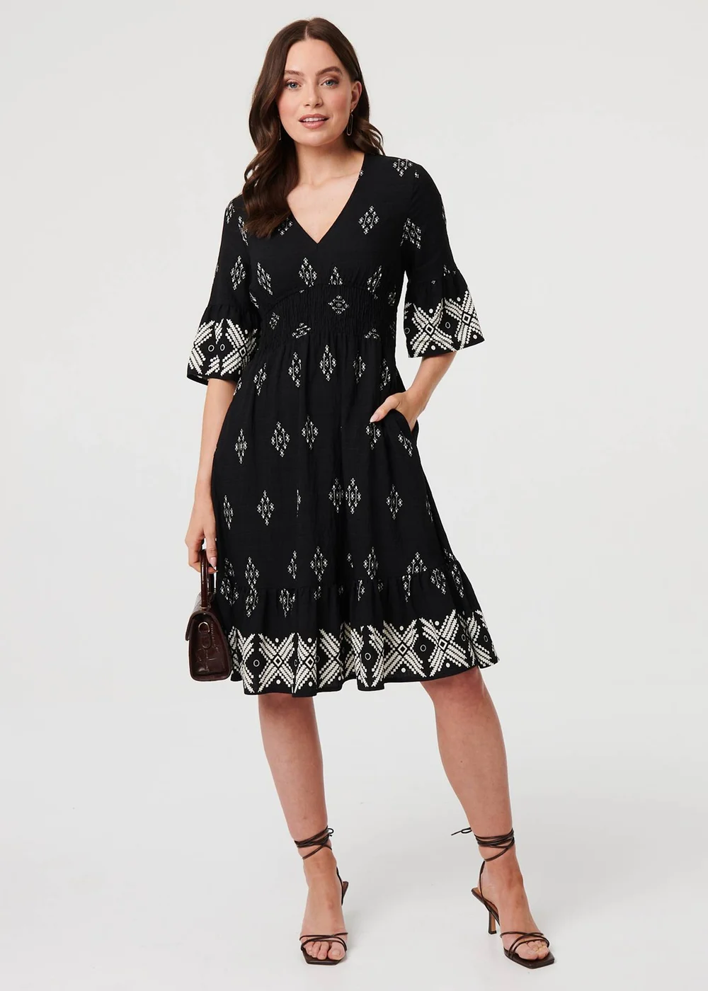 Izabel London Black Border Print Relaxed Knee Length Dress - 18 Image 1