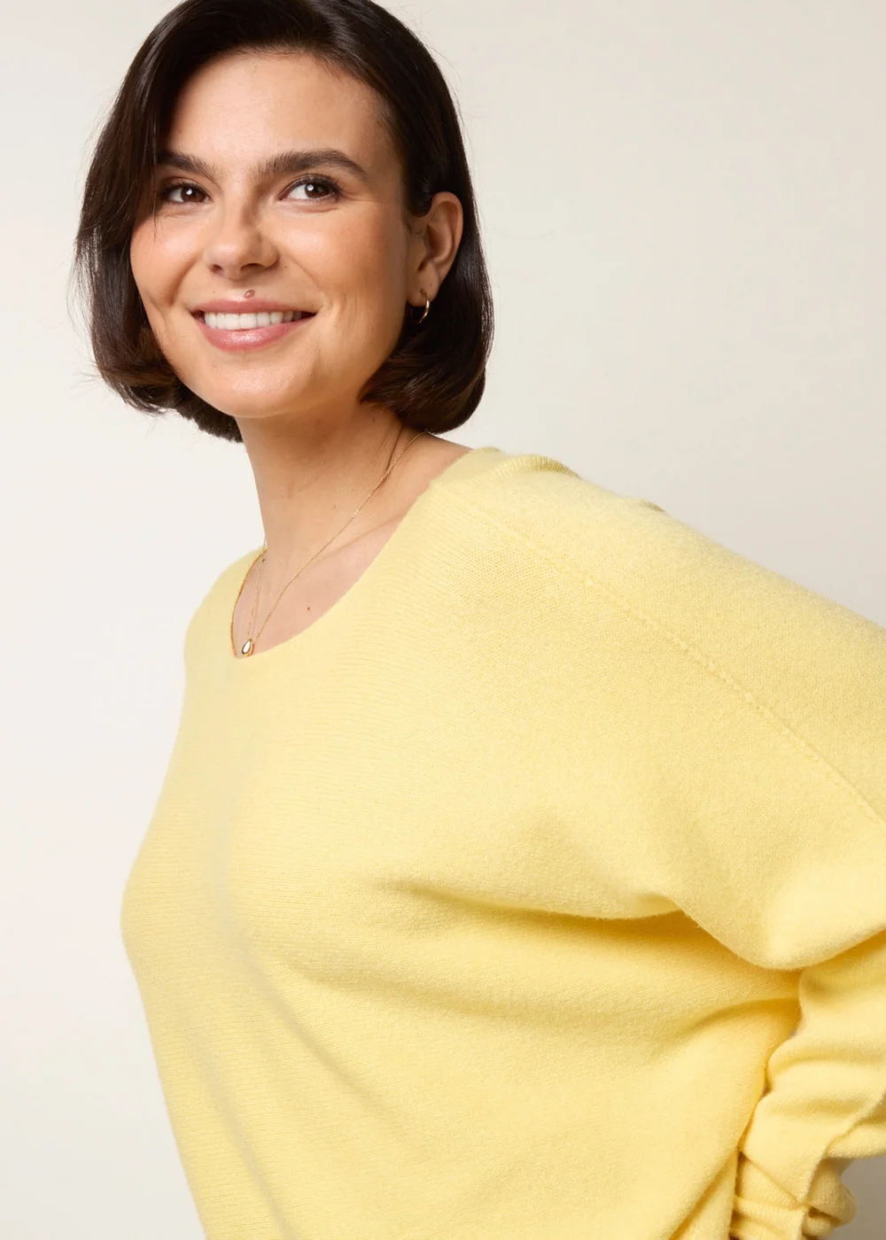 Blue Vanilla Yellow Round Neck Jumper - One Size Image 3