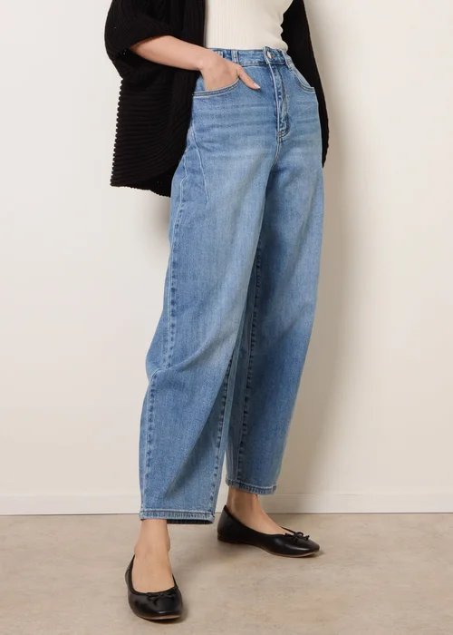 Blue Vanilla Blue Barrel Leg Stretch Jeans - 10 Image 1