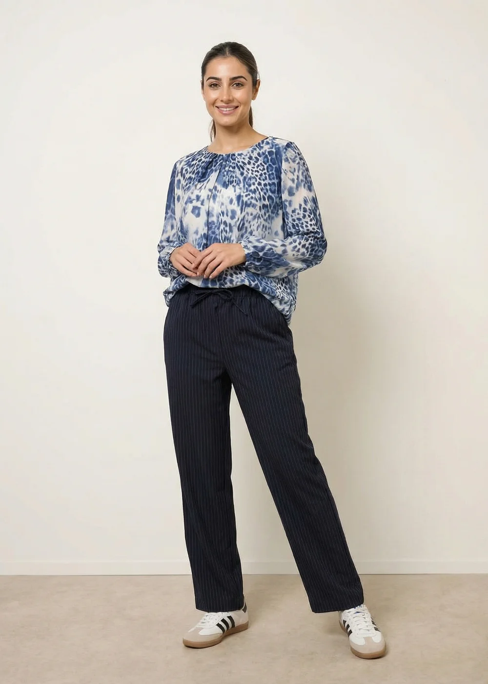 Blue Vanilla Blue Animal Print Round Neck Top - S/M Image 2