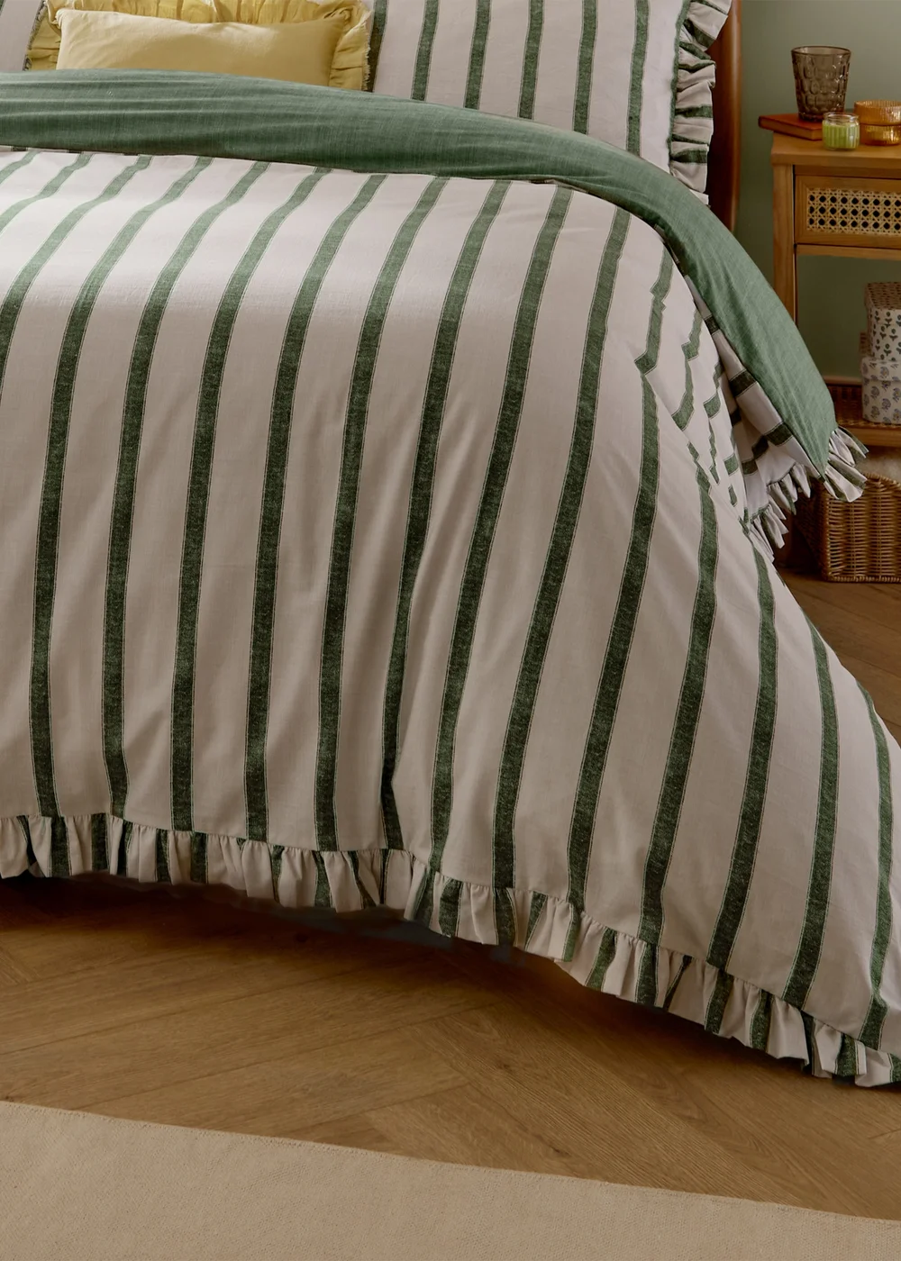 Wylder Connie Striped Ruffle Moss Duvet Set - Double Image 2