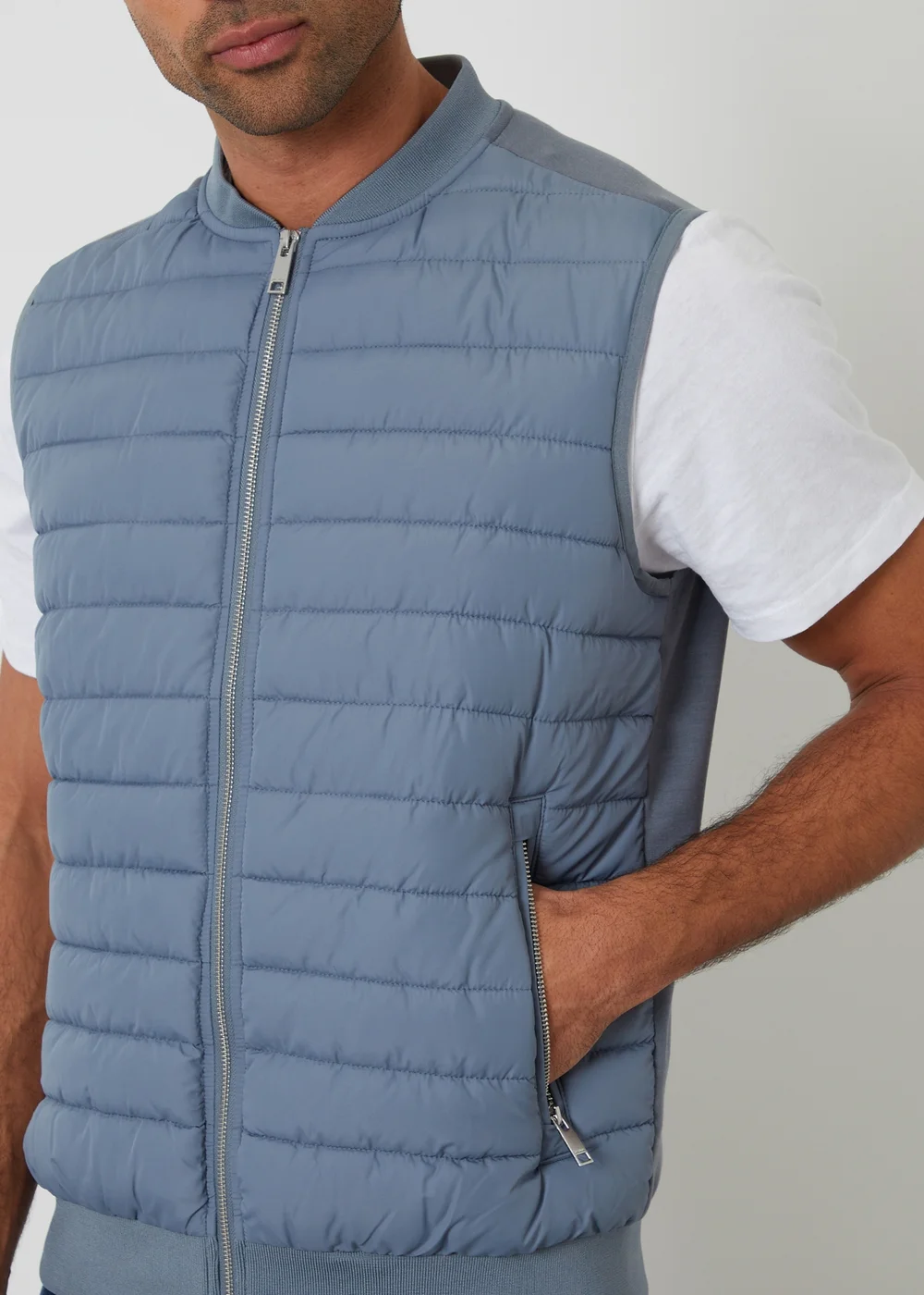 Threadbare Blue Quilted Hybrid Gilet - S Image 4
