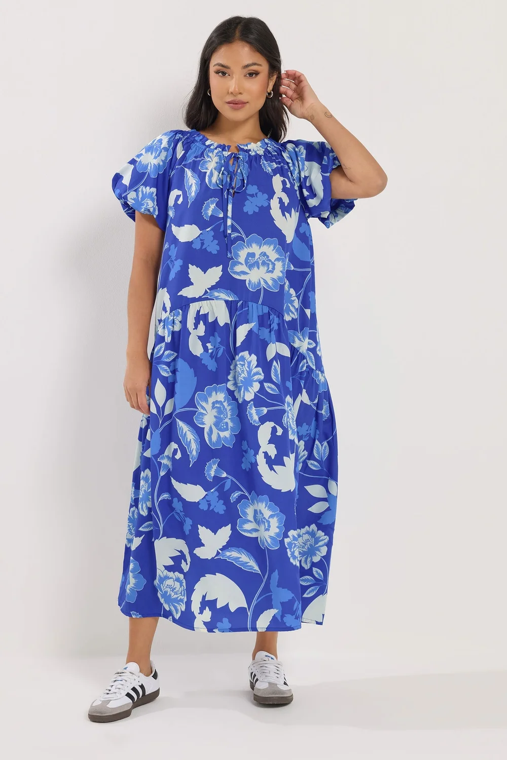 PixieGirl Petite Blue Floral Tie Neck Midi Dress - 16 Image 2