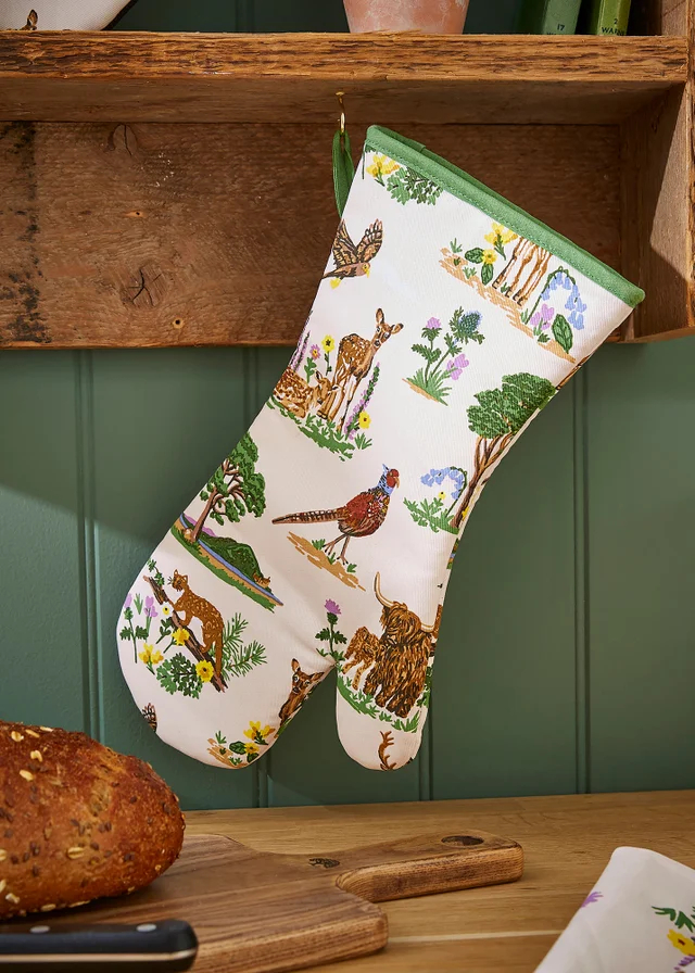 Ulster Weavers Thistlewood Green Gauntlet Oven Glove