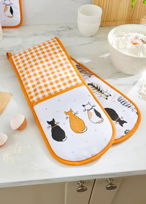 Ulster Weavers Cats In Waiting Orange Double Oven Glove - One Size Image 2