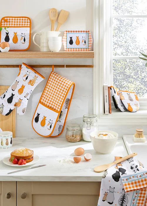 Ulster Weavers Cats In Waiting Orange Double Oven Glove - One Size Image 3