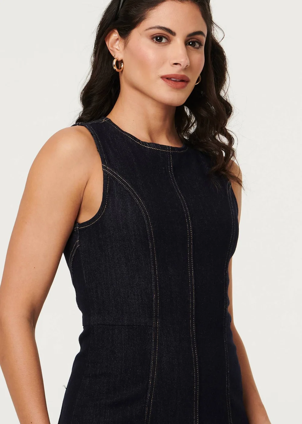 Izabel London Navy Denim Stitch Detail Fitted Midi Dress - S Image 3