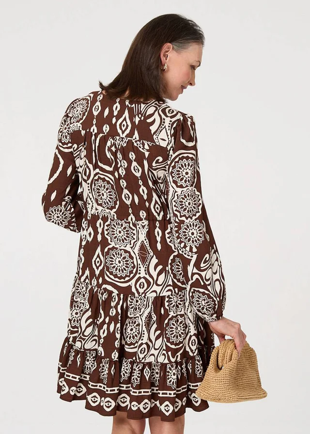 Izabel London Brown Printed Tiered V-Neck Knee Length Dress