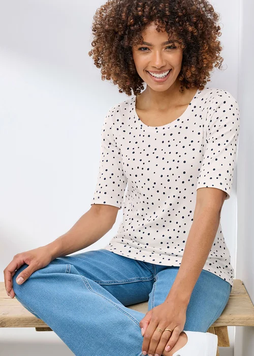Cotton Traders Ivory Wrinkle Free 1/2 Sleeve Scoop Neck Printed Top - 10 Image 2