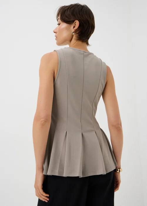 Mocha Fitted Flare Vest - 10 Image 2