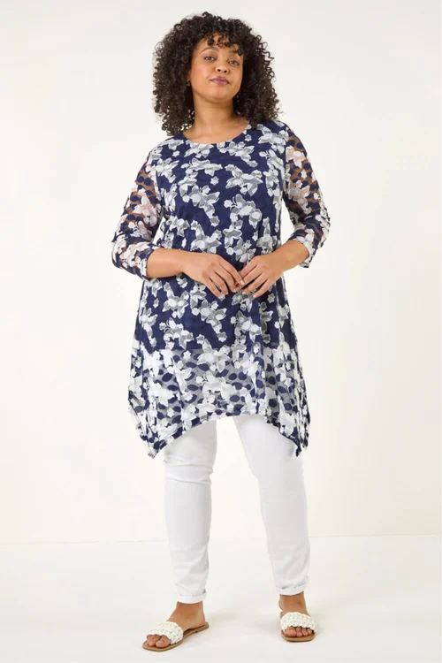 Roman Navy Curve Floral Lace Tunic Top - 16 Image 2