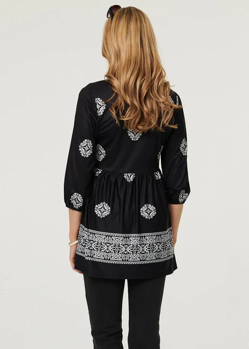 Izabel London Black Embroidered 3/4 Sleeve Shirred Blouse - 8 Image 2