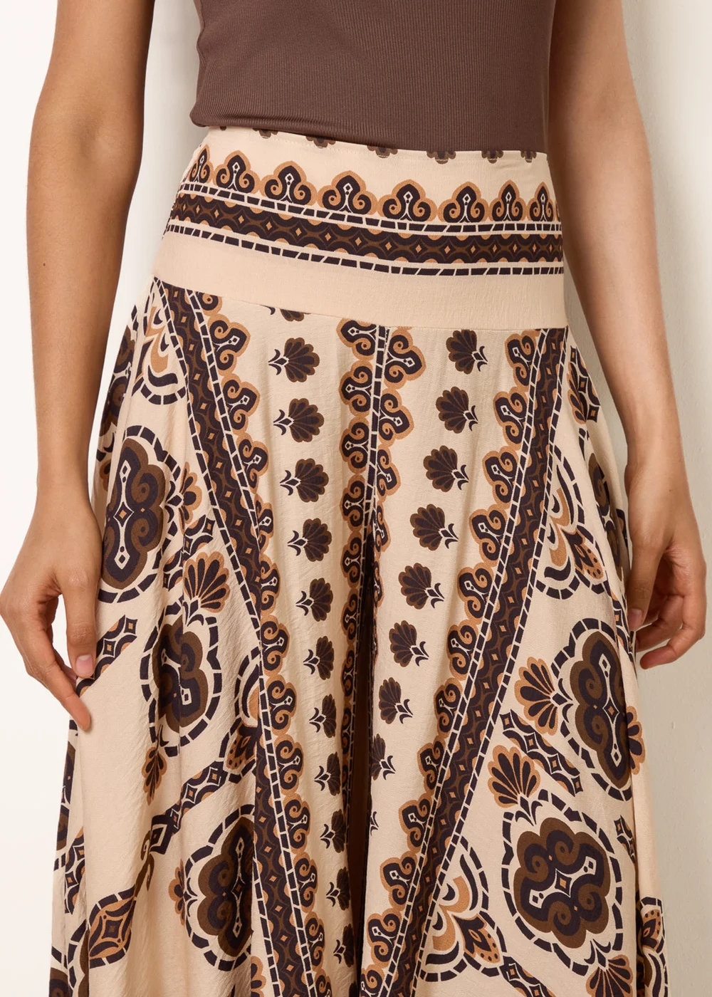 Blue Vanilla Brown Deep Waist Flowy Pants - M/L Image 4