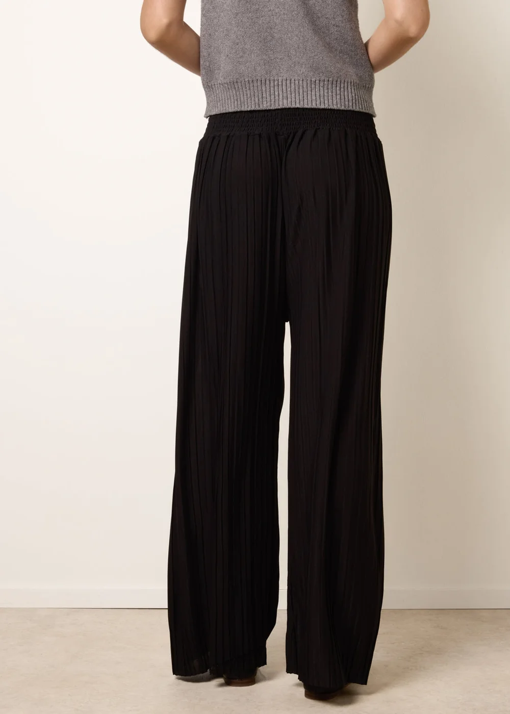 Blue Vanilla Black Shirred Waist Pleated Wide Leg Trousers - One Size Image 3