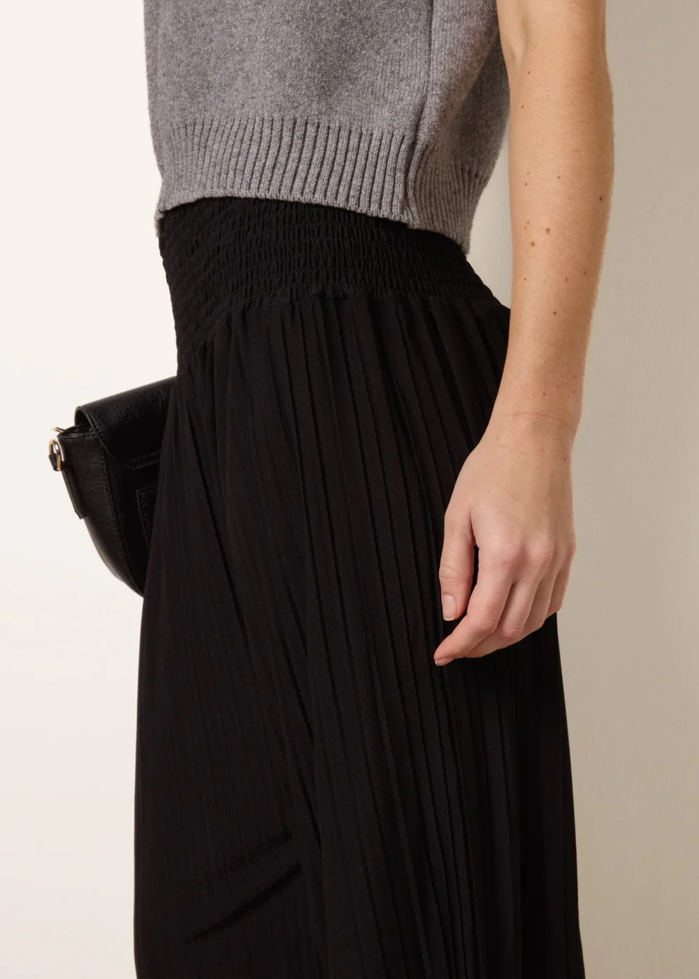 Blue Vanilla Black Shirred Waist Pleated Wide Leg Trousers - One Size Image 4