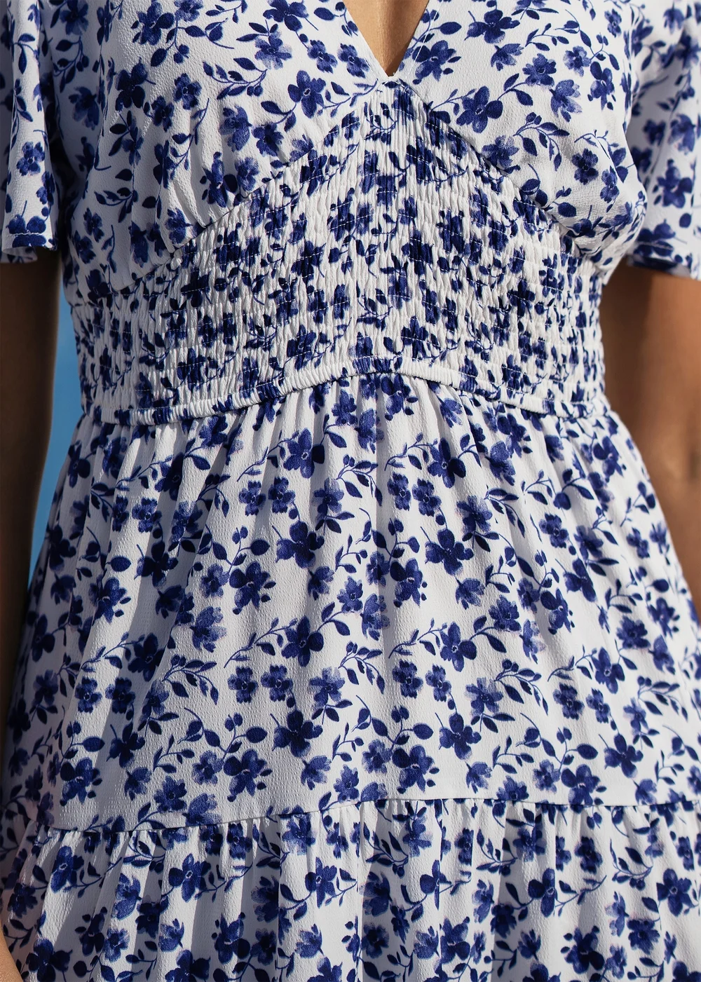 Yumi Blue Floral Ruched Waist Midi Dress With Angel Sleeves - 8 Image 3