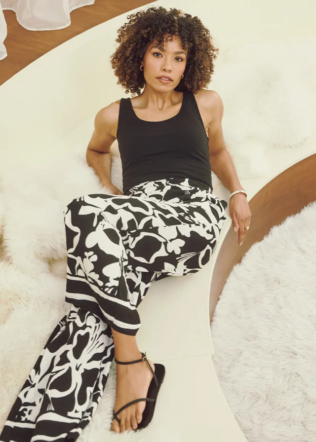 Izabel London Black Abstract Floral Wide Leg Trousers
