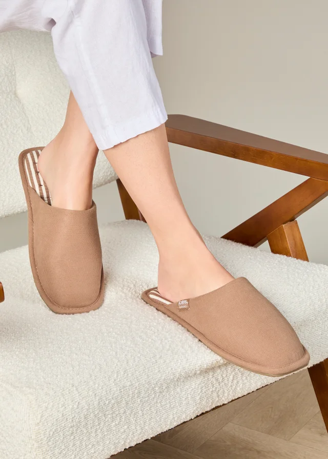 Totes Isotoner Mink Brown Square Toe Stripe Mule Slippers