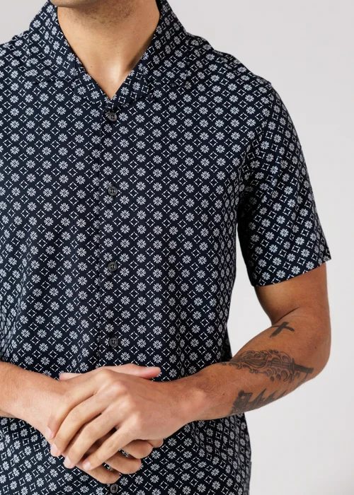 French Connection Navy Square Floral Print Short Sleeve Shirt - 2XL Image 3
