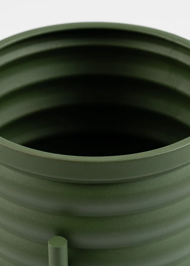 Scottish Everlastings Green Ribbed Planter