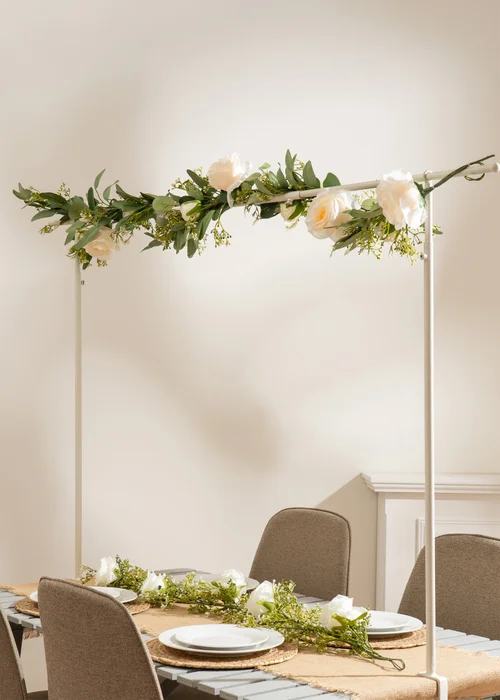 Scottish Everlastings White Over Table Display Frame (1.4m) - One Size Image 3