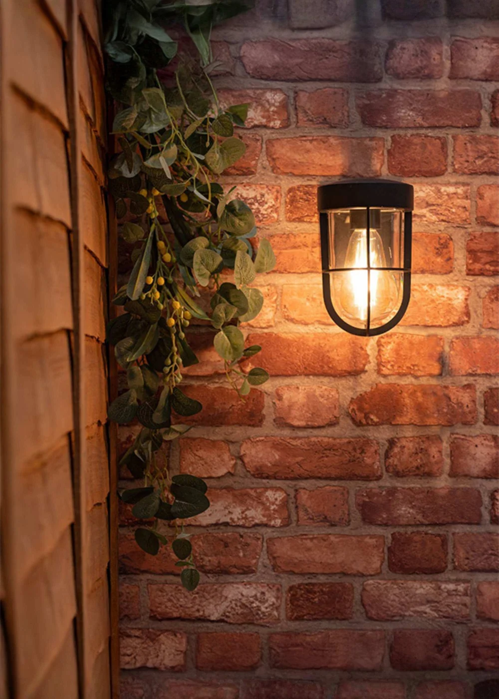 ValueLights Fanar Matt Black Brass Outdoor/Bathroom Wall Lamp - One Size Image 3