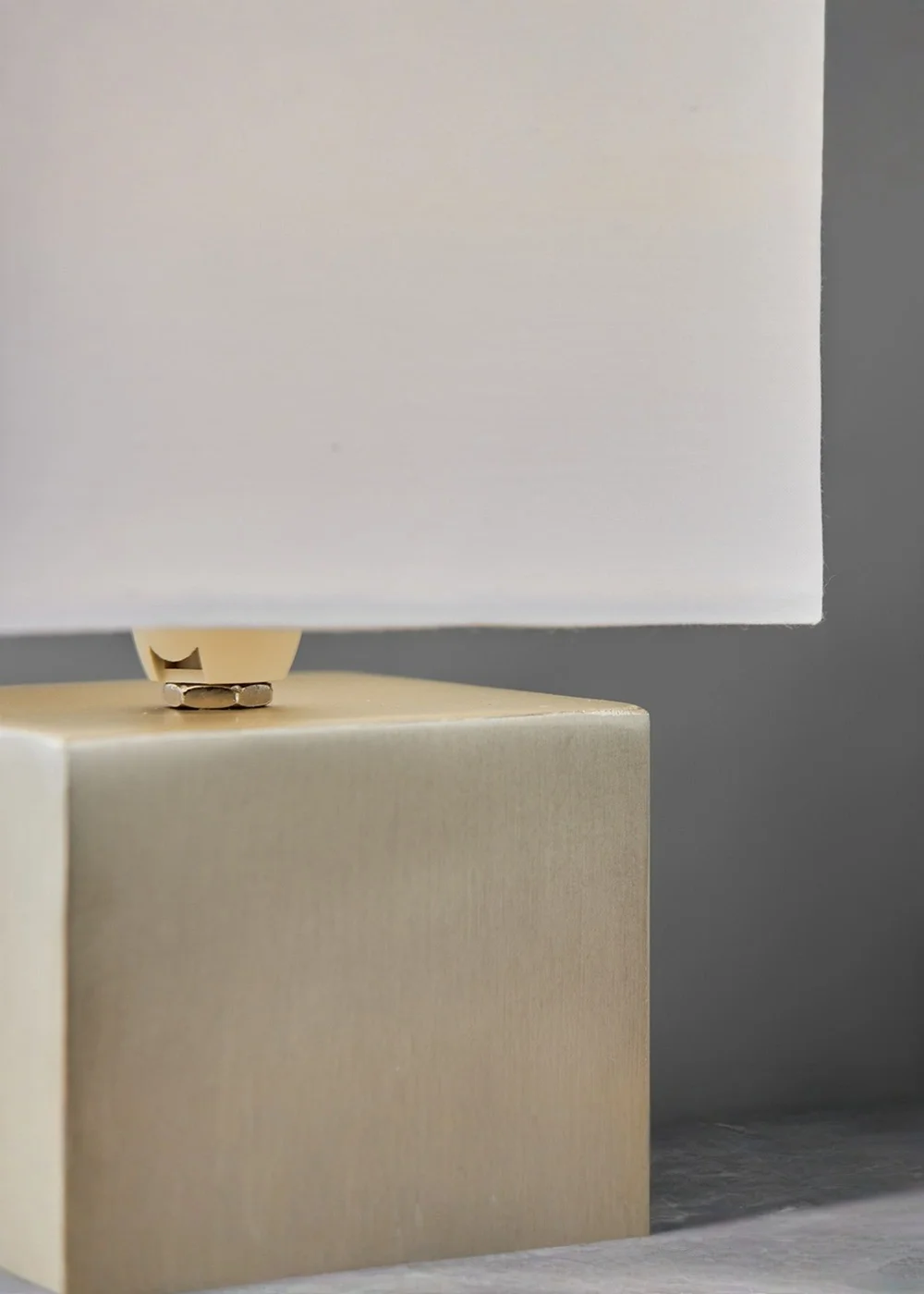 ValueLights Cubbie Brushed Chrome Touch Table Lamp - One Size Image 3