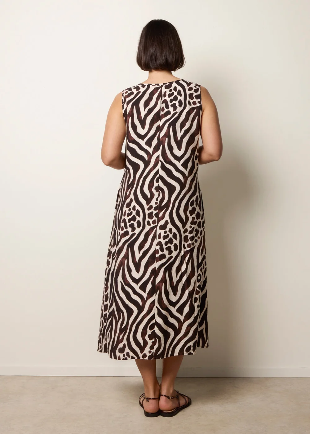 Blue Vanilla Brown Animal Print V Neck Dress - S/M Image 4