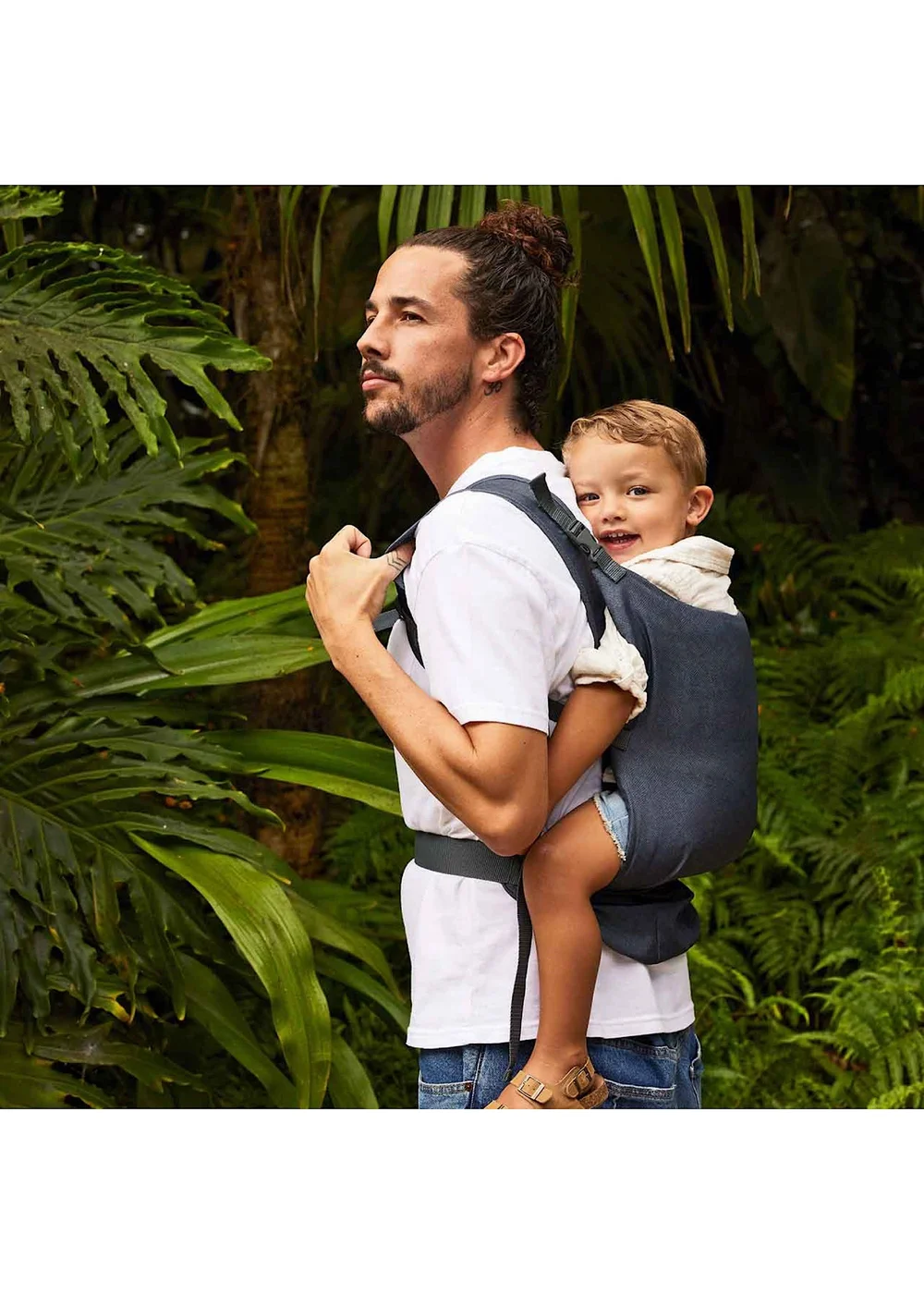 Infantino Fold n Go 2 in 1 Travel Carrier - One Size Image 4