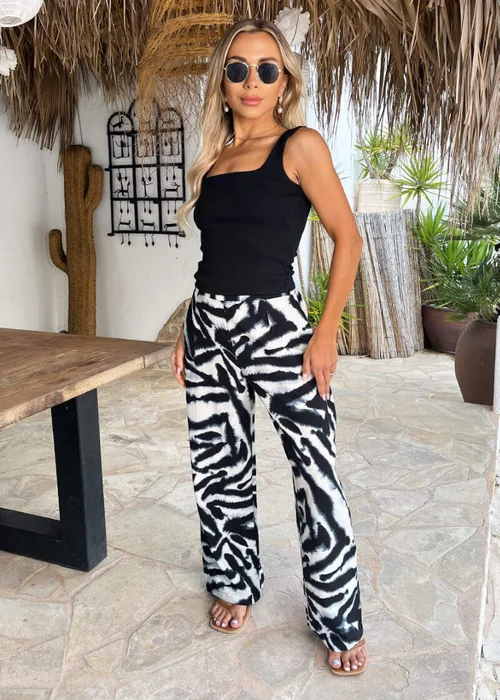 AX Paris Black & White Animal Print Wide Leg Trousers - 16 Image 5