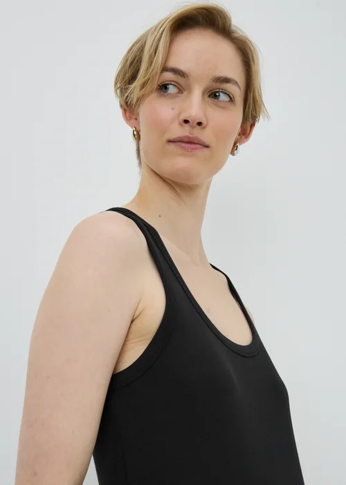 Black Scoop Neck Seam Midaxi Dress - 8 Image 3