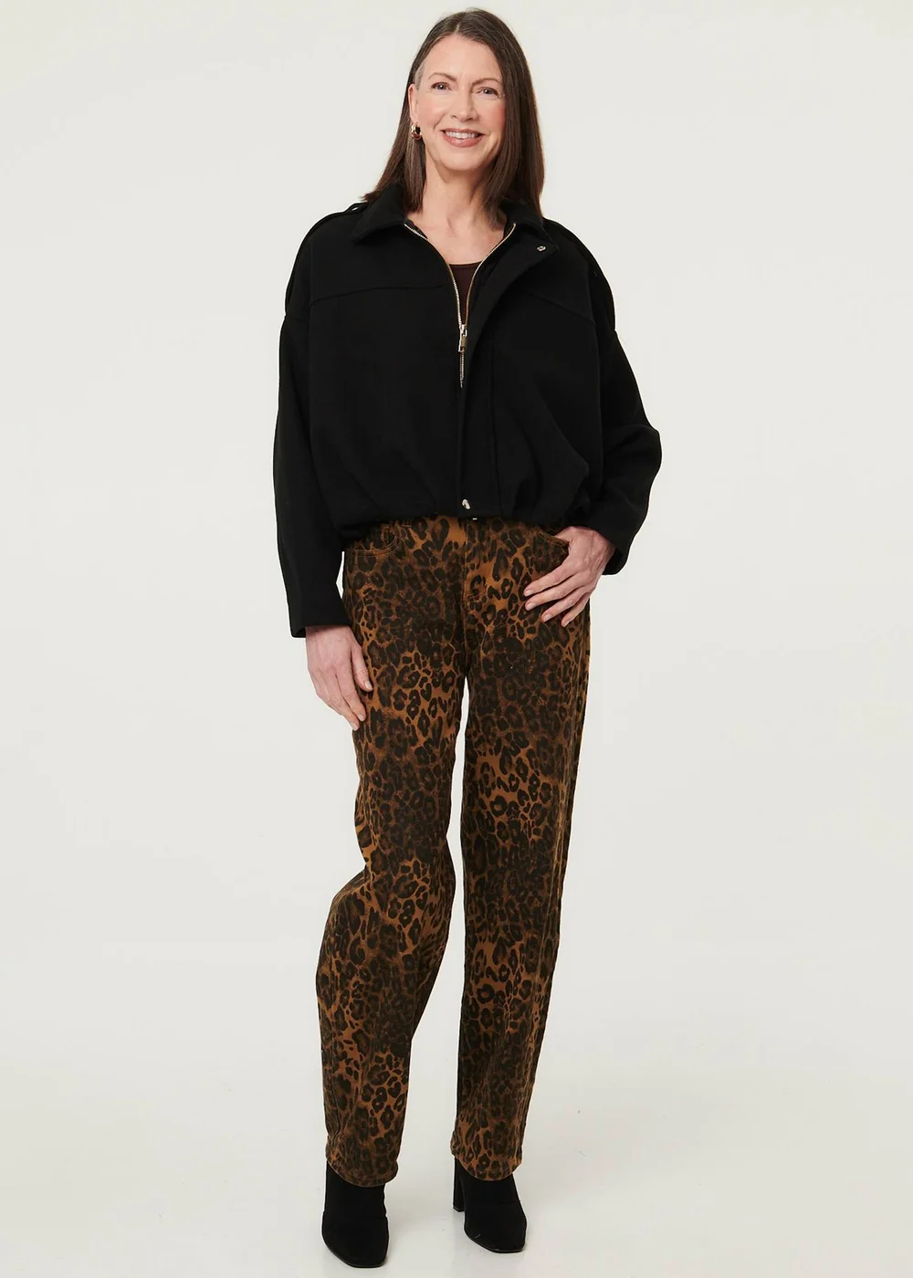 Izabel London Black Faux Suede Ruched Relaxed Bomber Jacket - 8 Image 4