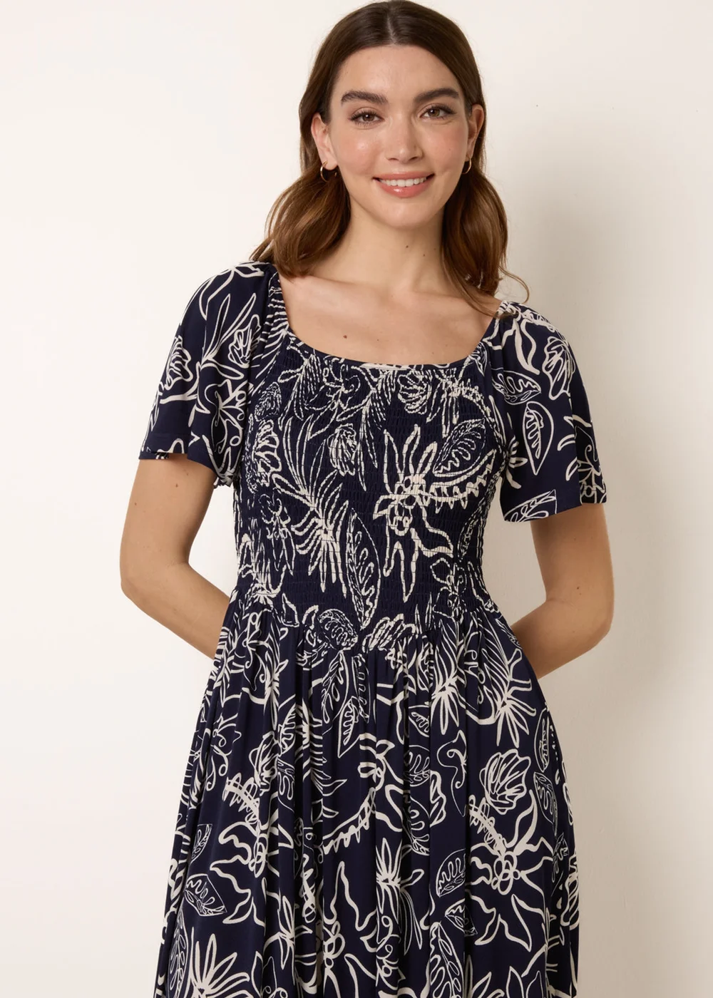 Blue Vanilla Navy Shirred Drop Waist Midi Dress - L Image 2