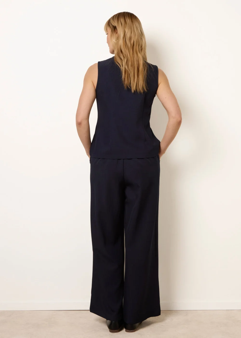 Blue Vanilla Navy Tailored Two-Piece Co-Ord Set - S Image 4