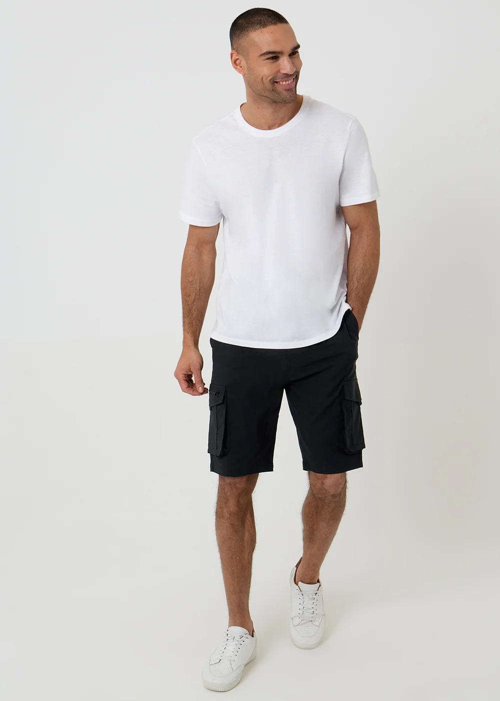 Threadbare Black Elasticated Waist Stretch Cargo Shorts - M Image 3