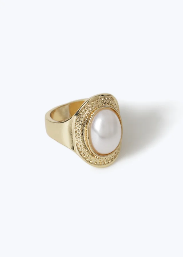 Muse Gold Pearl Statement Ring