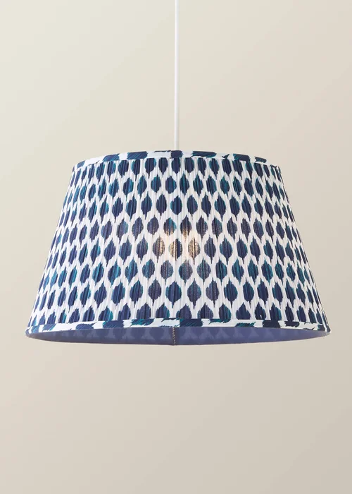 ValueLights Elijah Ikat Pleated Taper Shade Large - S Image 3