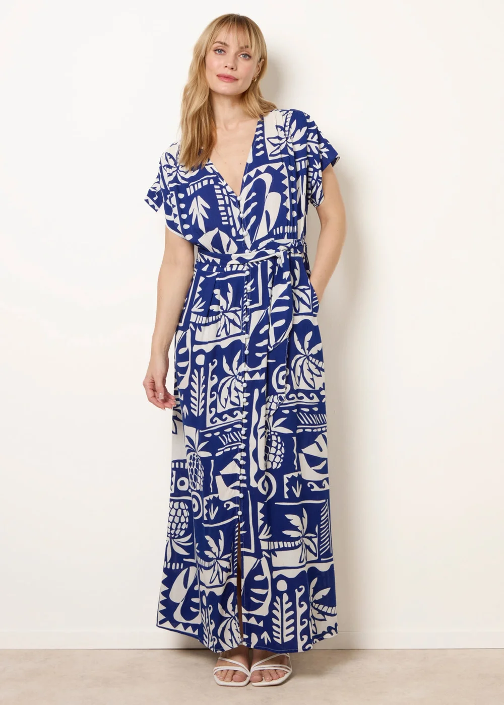 Blue Vanilla Blue Tropical Block Print Dress - L Image 1