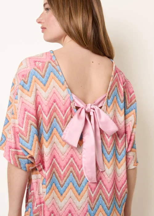 Blue Vanilla Pink Zig Zag Metallic Bow Back Top - One Size Image 2