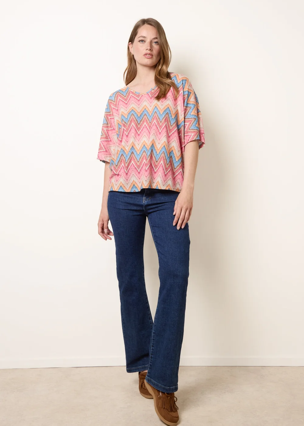 Blue Vanilla Pink Zig Zag Metallic Bow Back Top - One Size Image 3