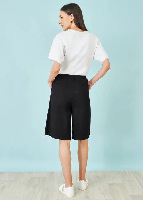 Yumi Black Cotton Bermuda Shorts - 10 Image 2