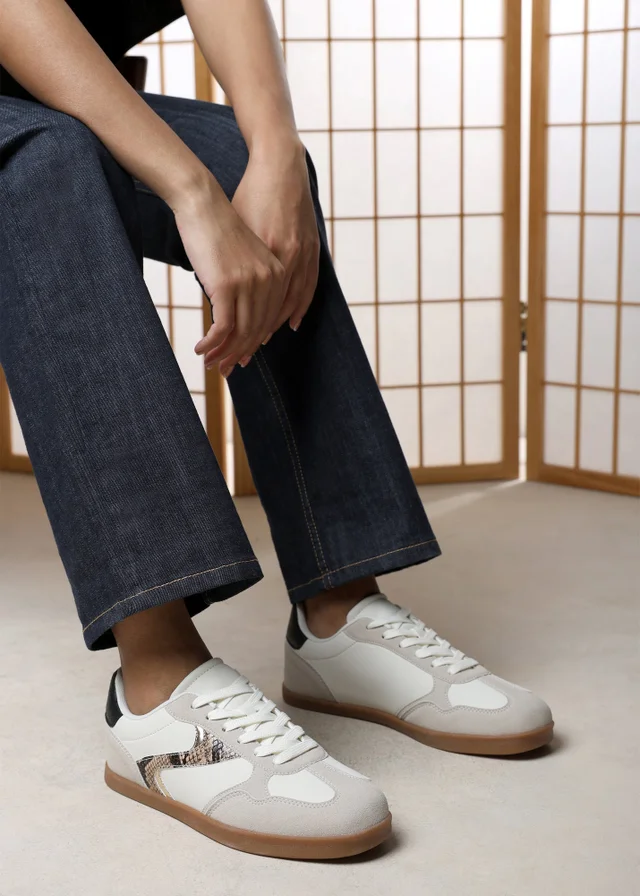 Where's That From Anaiah White Snake Low Profile Side Panel Detailed Trainer